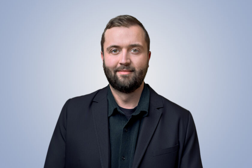 Headshot Sydney Dumais-Comtois