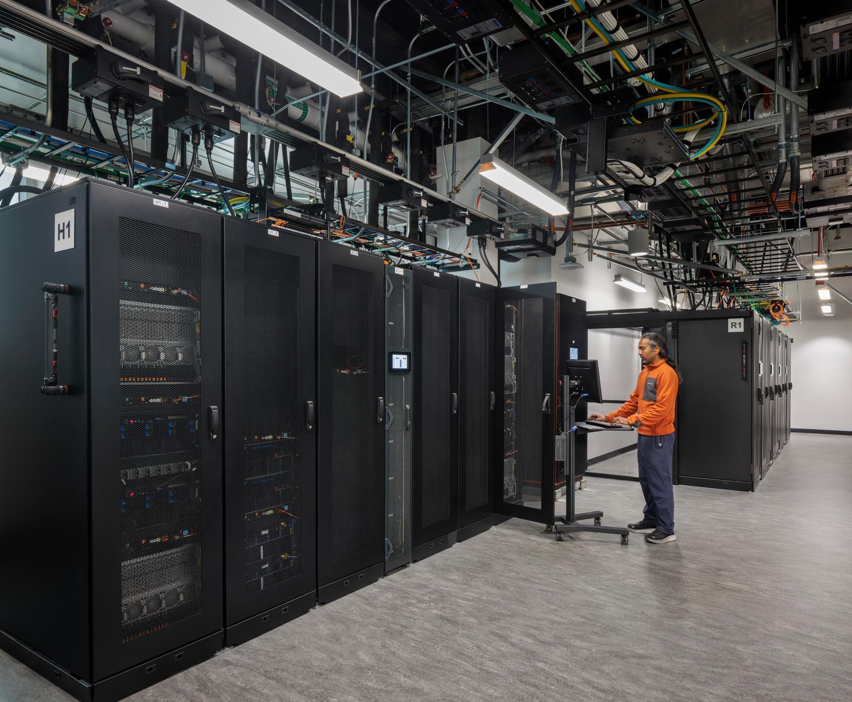 Renovation of server room facilities, student study areas and offices on the campus of UC San Diego in the Computer and Science Engineering building. Designed by Miller Hull and construction by Align Builders.