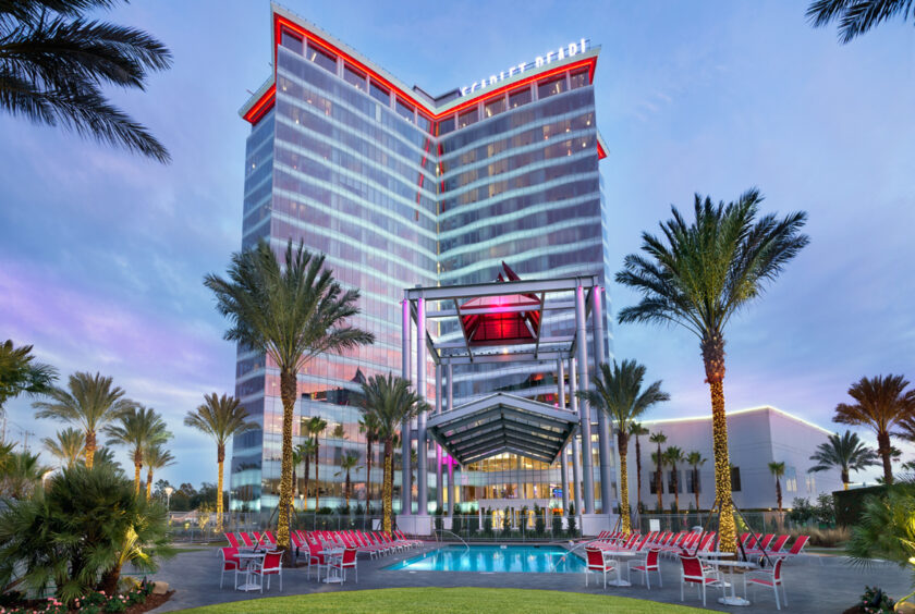 L’extérieur du Scarlet Pearl Casino Resort